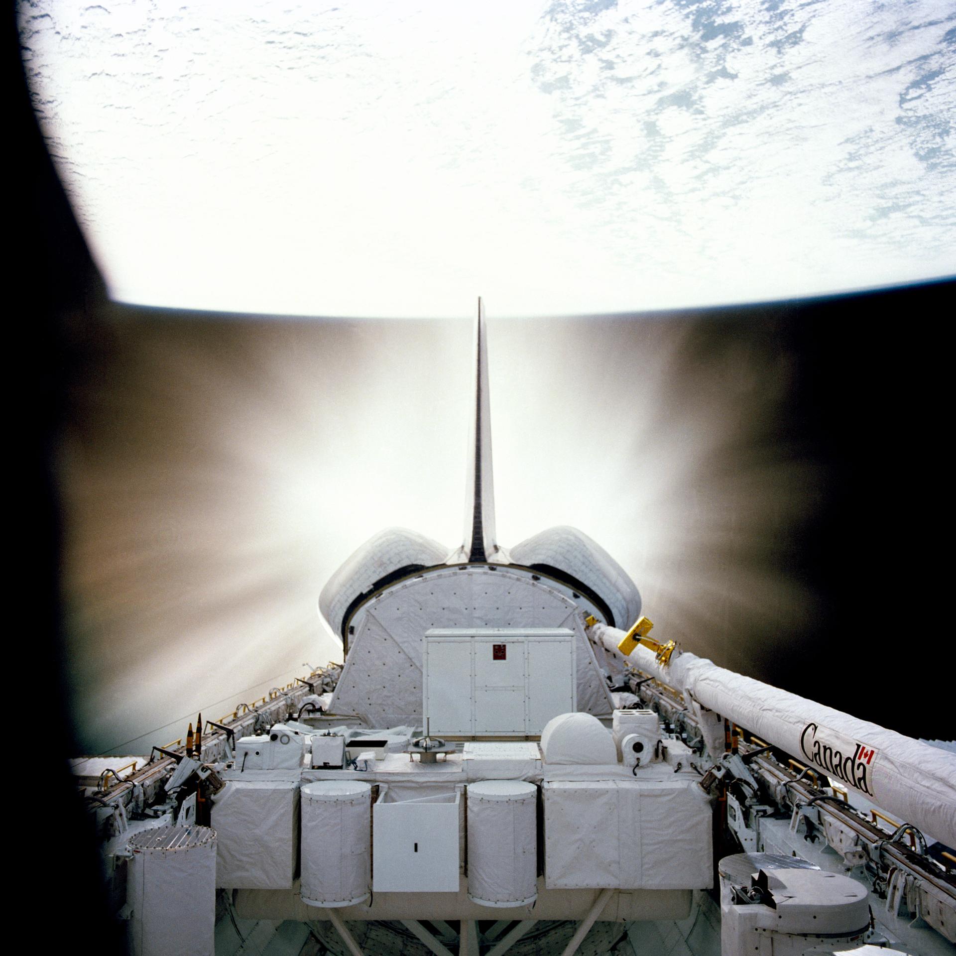 Inside Apollo Maneuvers: Space Command Takes Orbital 'Dogfighting' Live for the First Time