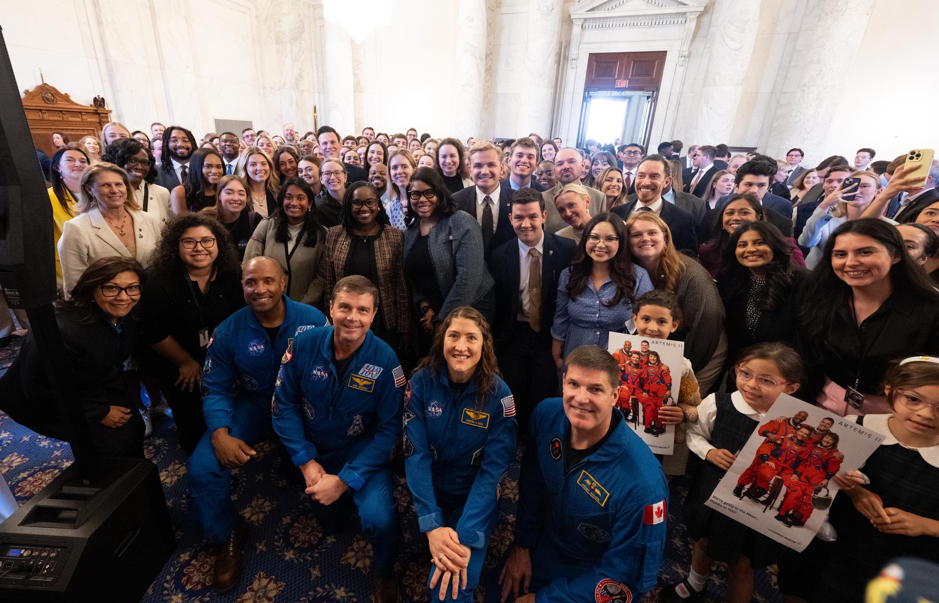 Trump to Award Artemis II Crew the Congressional Space Medal of Honor