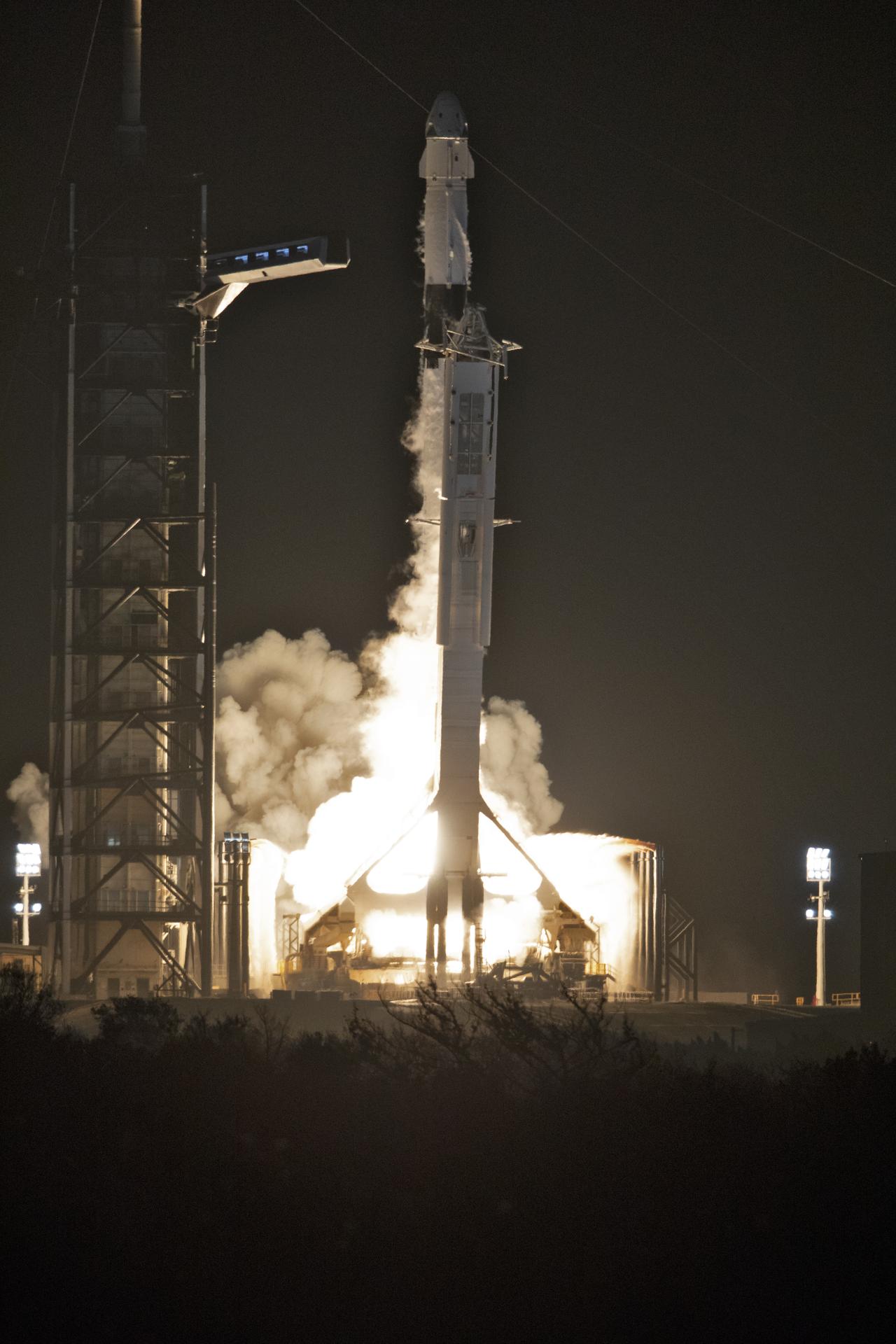 NASA, SpaceX Push Back Crew-13 Launch After Oxidizer Leak Found on Dragon