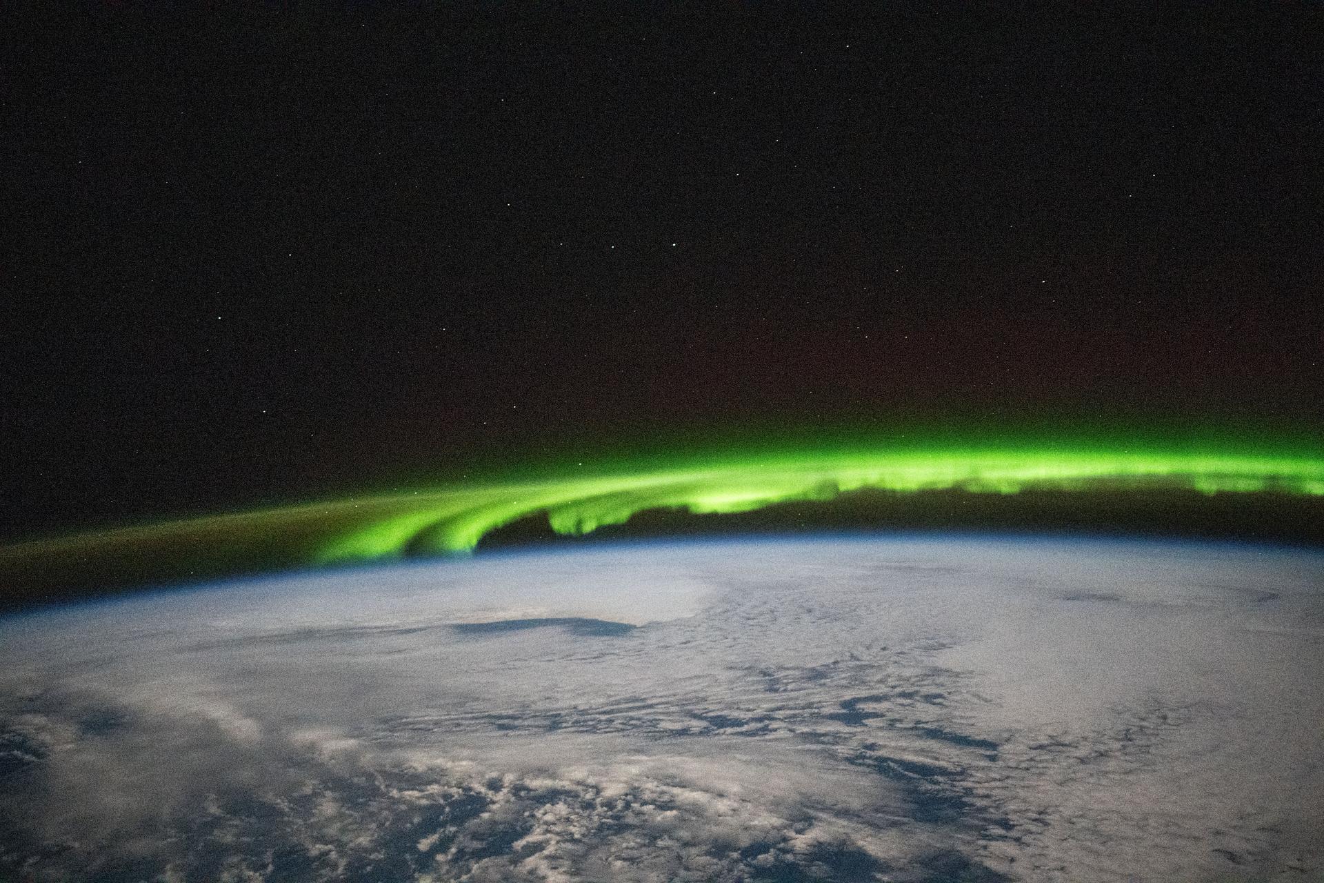 Equinox Sets Up Aurora Window as Forecasters Flag a G1 Storm for Sept. 24
