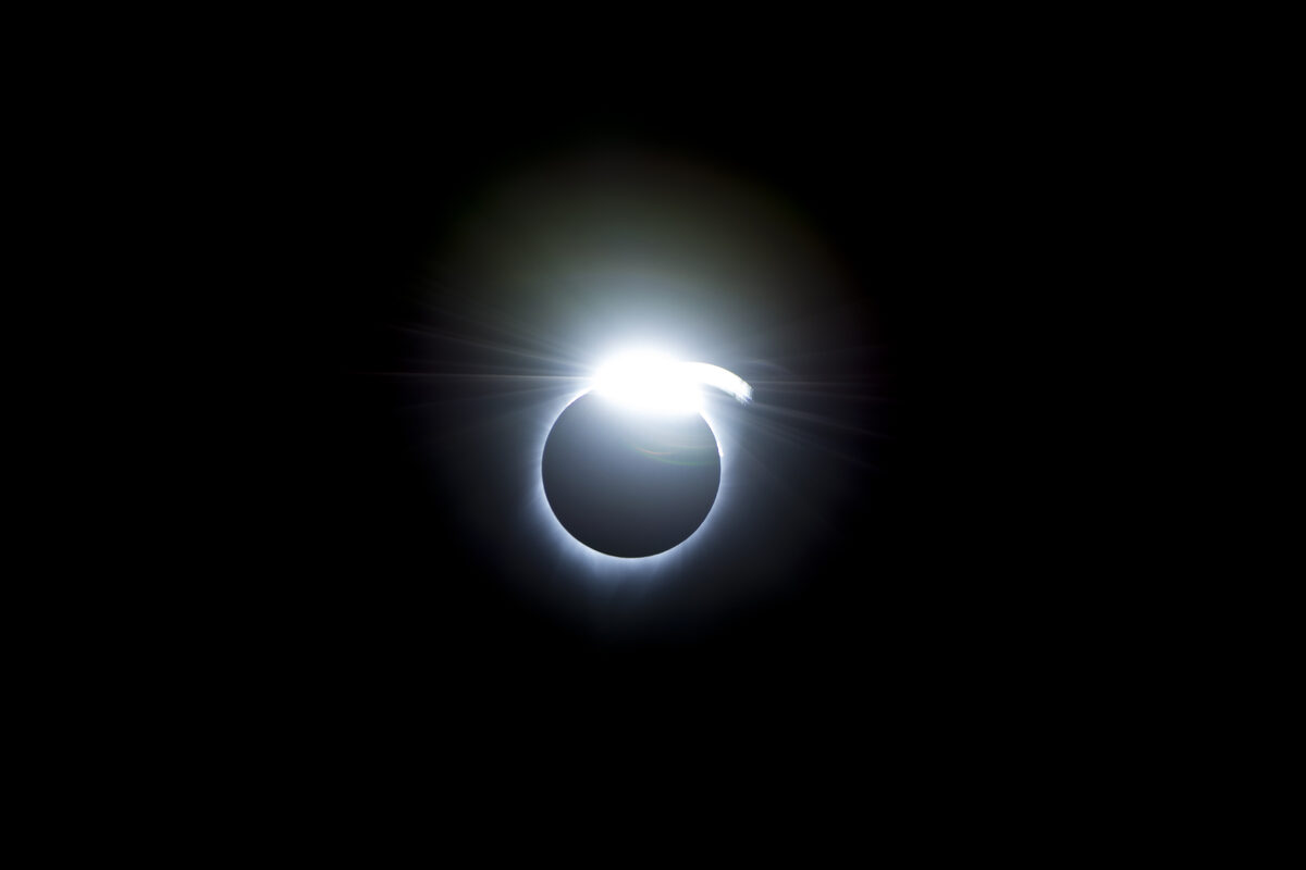 A Golden Corona: NASA's APOD Captures an Unusually Amber Total Solar Eclipse Over Spain