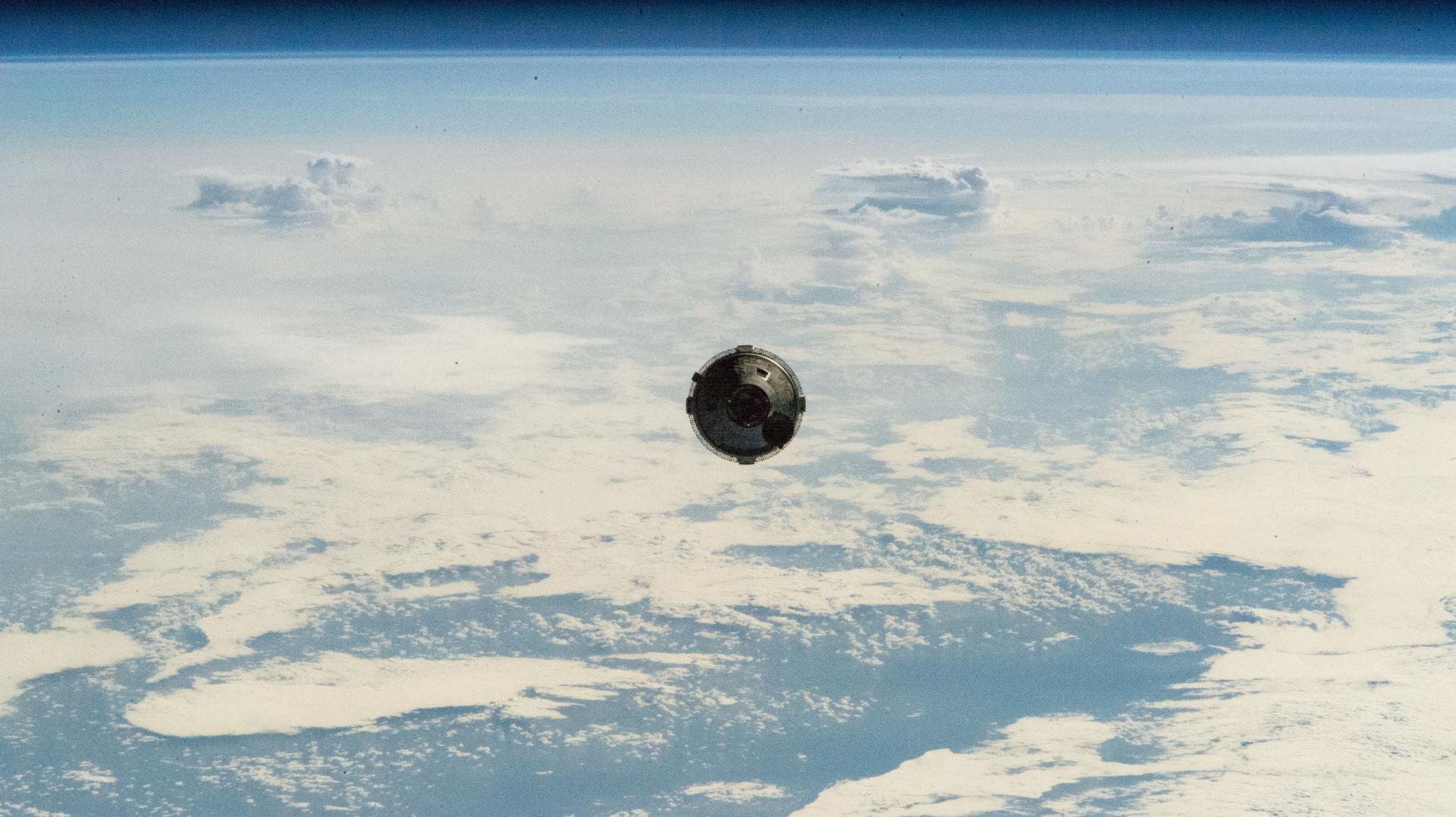 Starliner Gets a Reset: An Uncrewed Flight This Winter, Astronauts by 2028, and Vulcan Certification Work