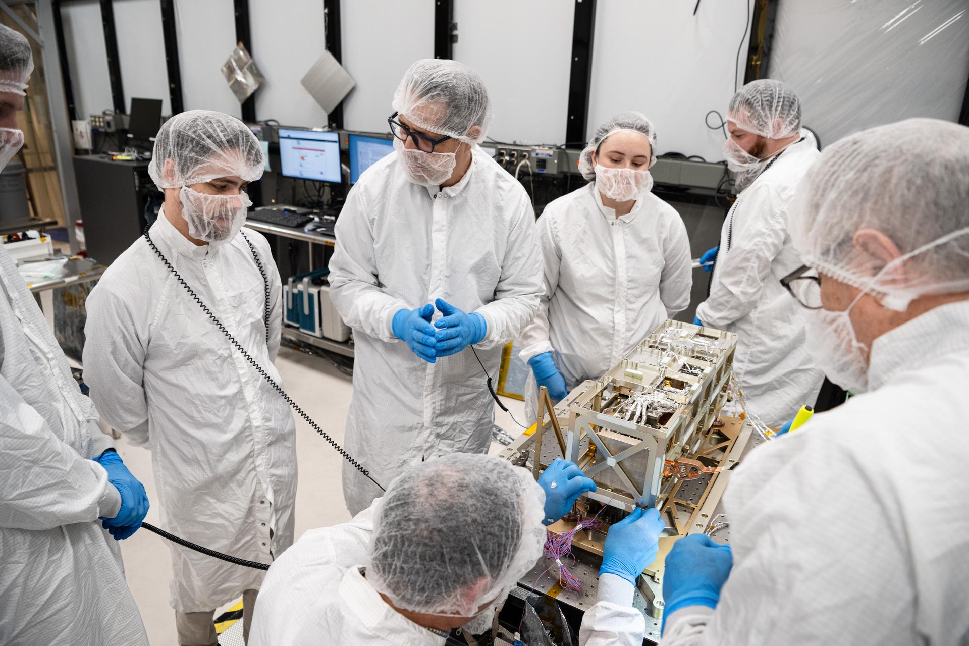 NASA Finishes Its Suitcase-Sized Moonquake Detector for Artemis III's Landing Site