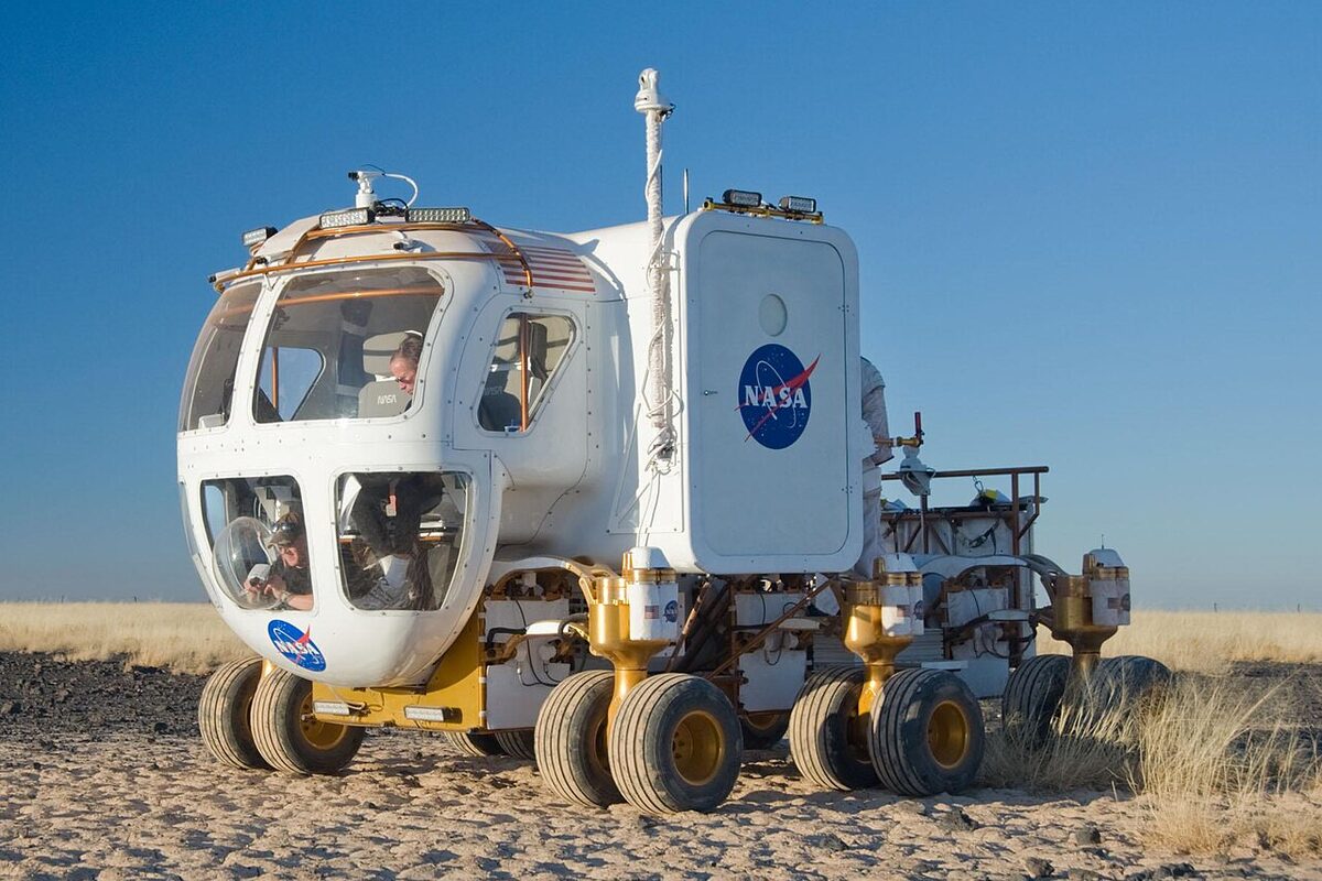 Lunar Electric Rover 2008 desert testing