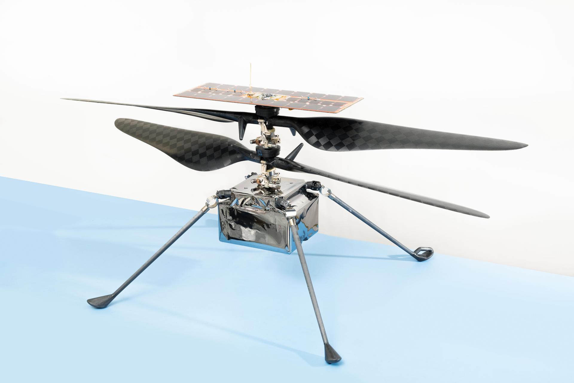 Thinner, Sharper Blades Could Let Future Mars Helicopters Fly 18.7 Kilometers in One Hop