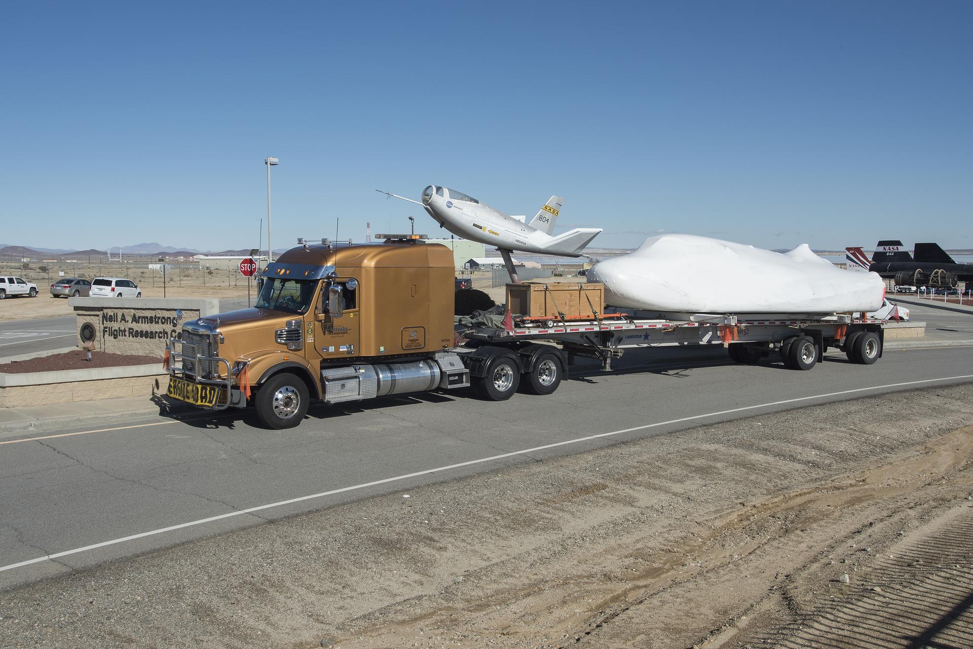 Sierra Space Books National Security Customers for Dream Chaser's First Flight