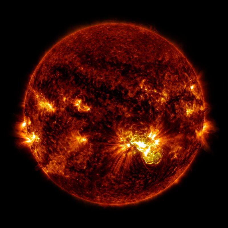 Sunspot AR4560 Grows a Delta as Two Solar-Wind Streams Line Up for Oct. 24-25