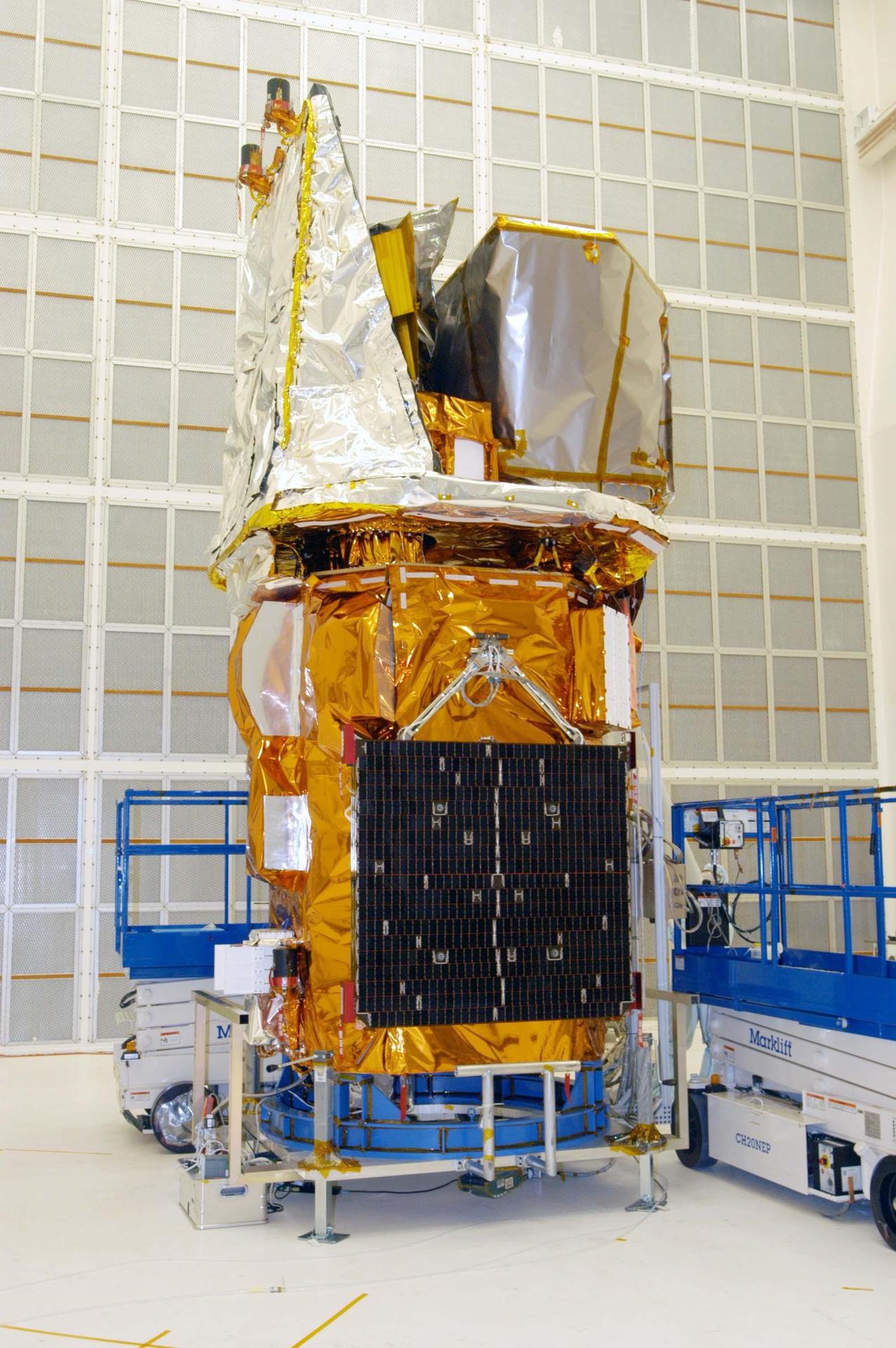 NASA's $30 Million Gambit to Save the Falling Swift Observatory