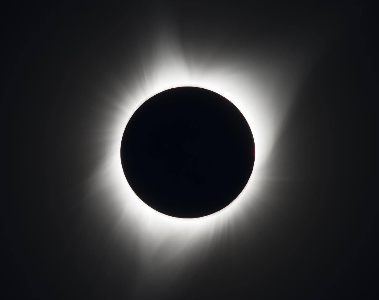 Total Solar Eclipse and Peak Perseids Collide Over Europe on August 12