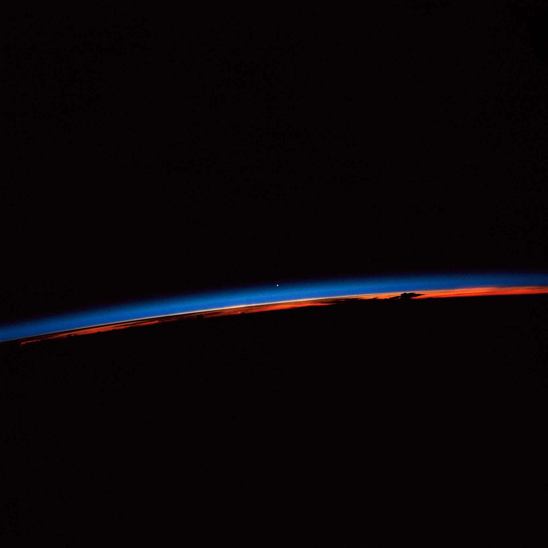 Venus Reaches Greatest Eastern Elongation, Dazzling the August Evening Sky